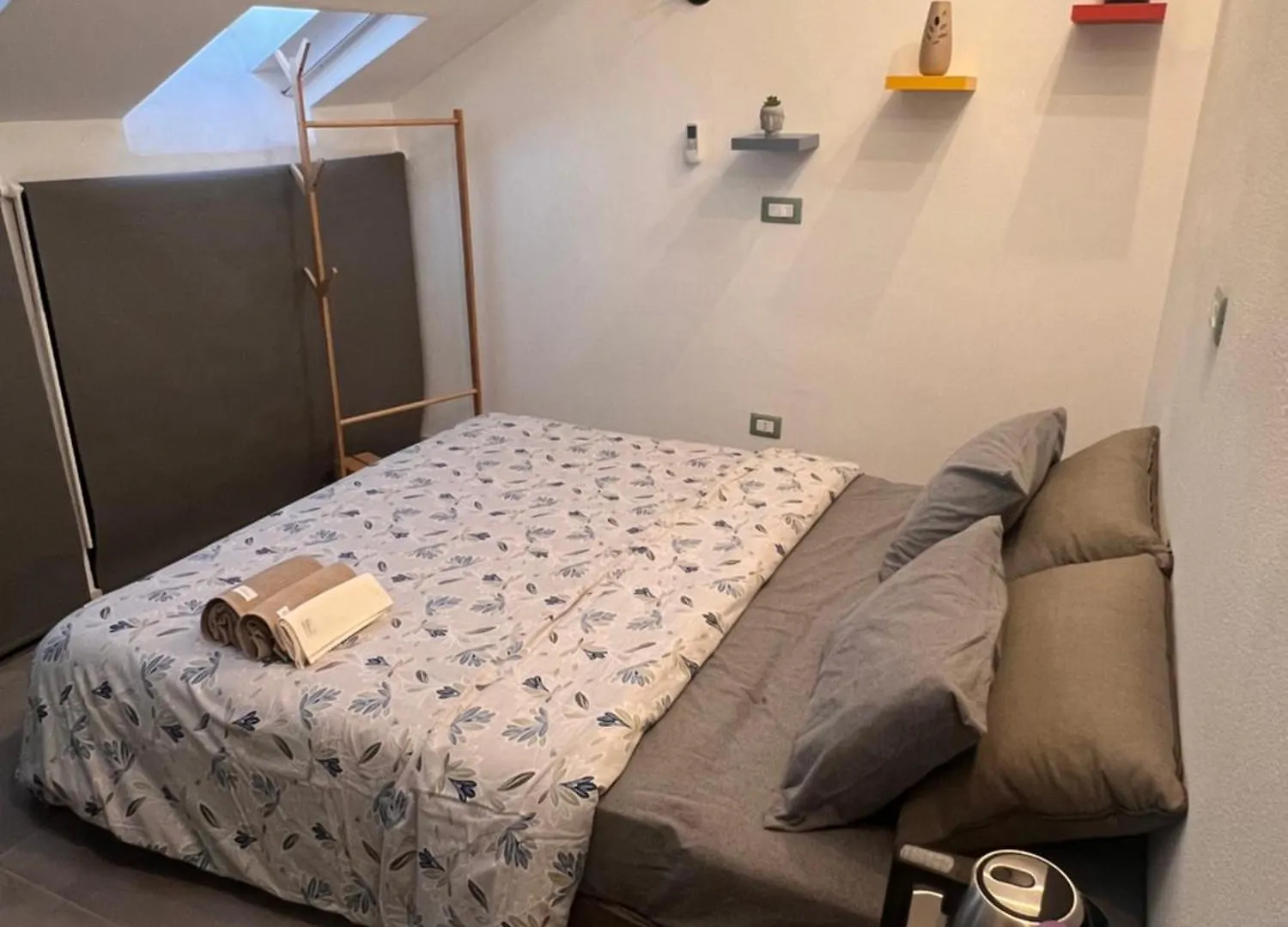 Cosy Nest Apartment contacts